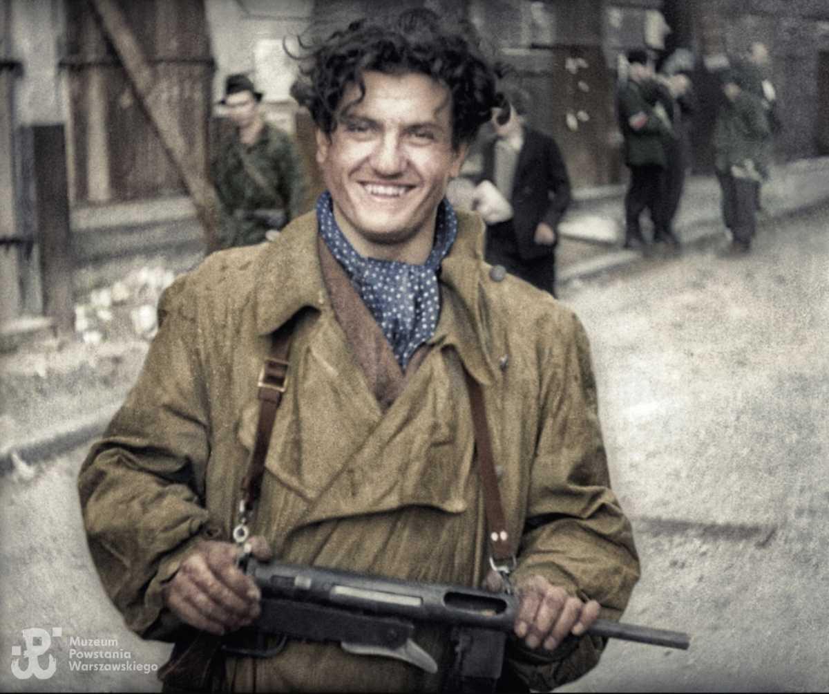 لون جديد لذاكرة انتفاضة وارسو 1944