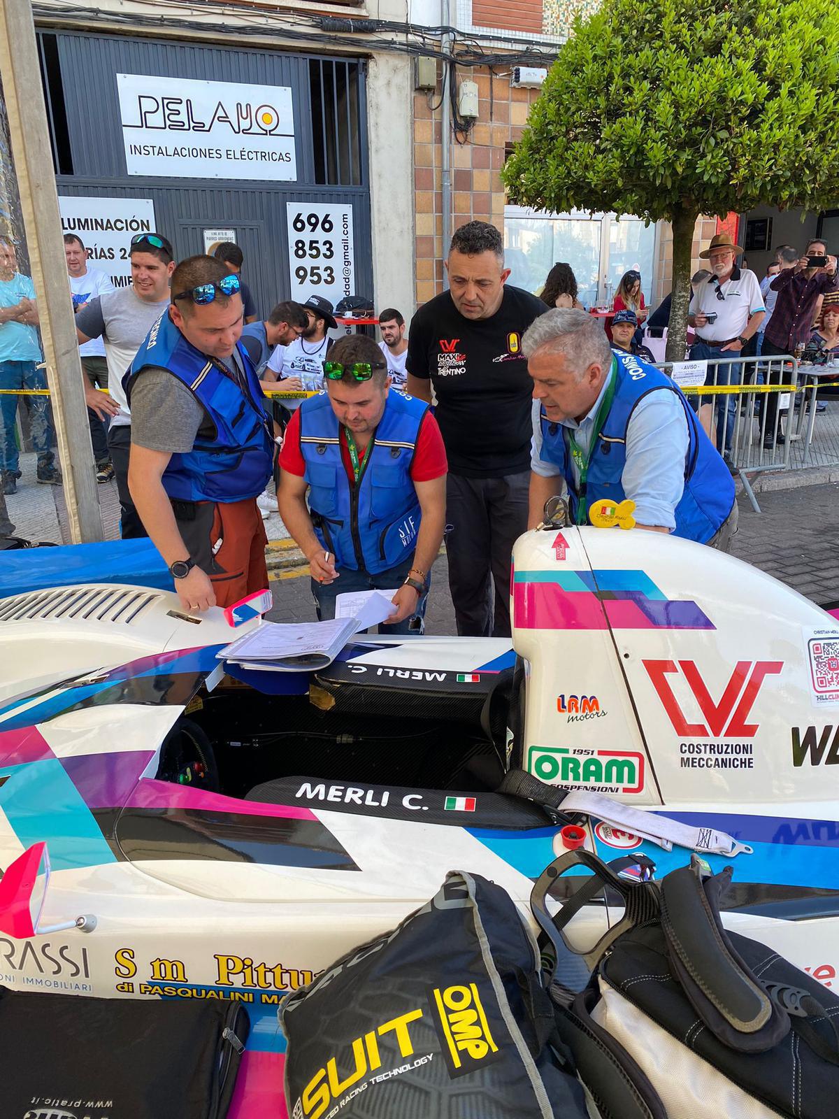 Espadas en todo lo alto por los puestos de honor en la 51 Subida Internacional al Fito  Espadas en todo lo alto por los puestos de honor en la 51 Subida Internacional al Fito