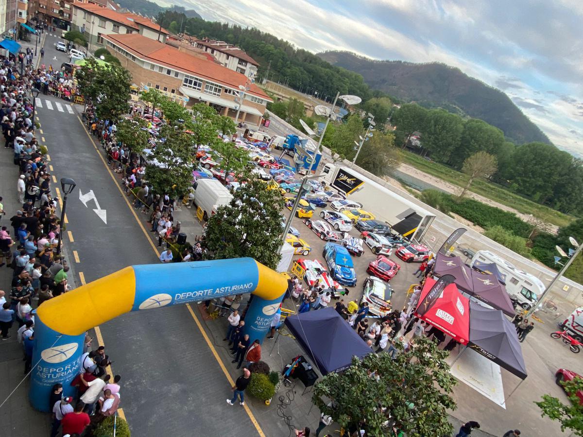 Multitudinaria ceremonia marca el inicio de la 52ª Subida Internacional al Fito. Multitudinaria ceremonia marca el inicio de la 52ª Subida Internacional al Fito.