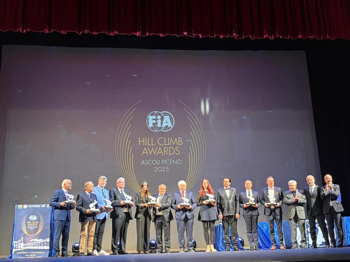 El automovilismo europeo de montaña celebra su gran noche en Italia El automovilismo europeo de montaña celebra su gran noche en Italia