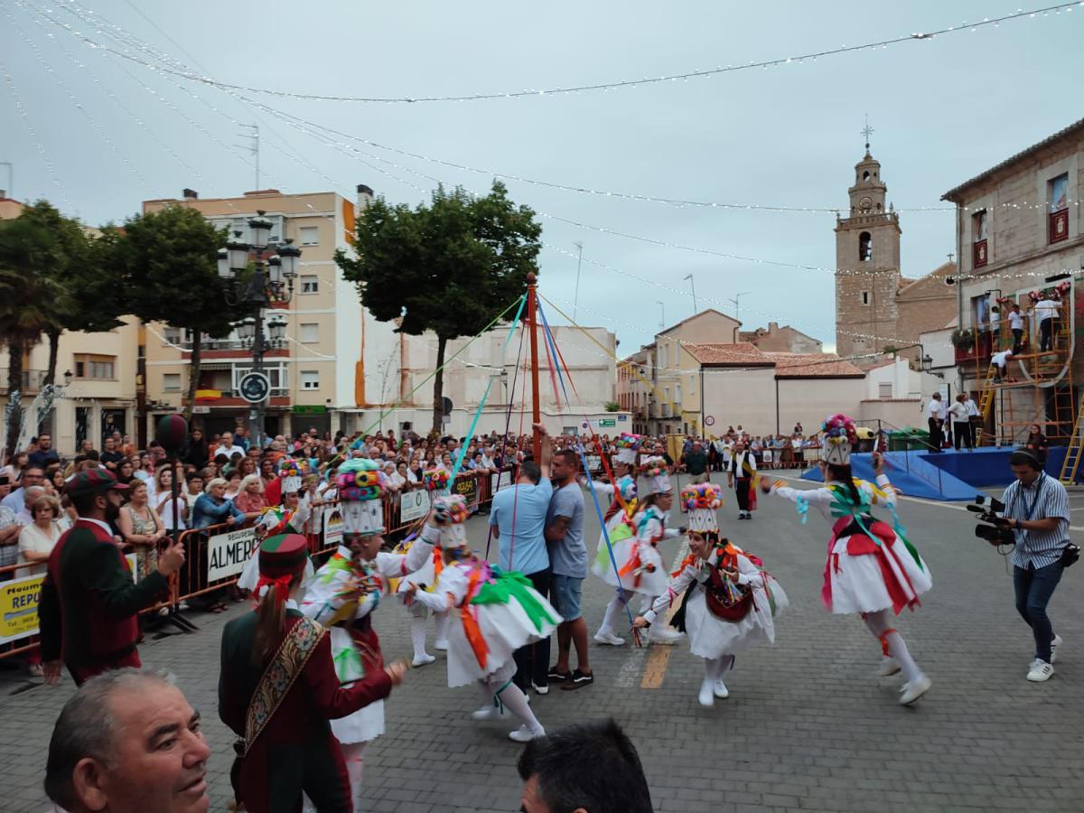 LA DANZA DE BELINCHÓN VISITA TARANCÓN LA DANZA DE BELINCHÓN VISITA TARANCÓN