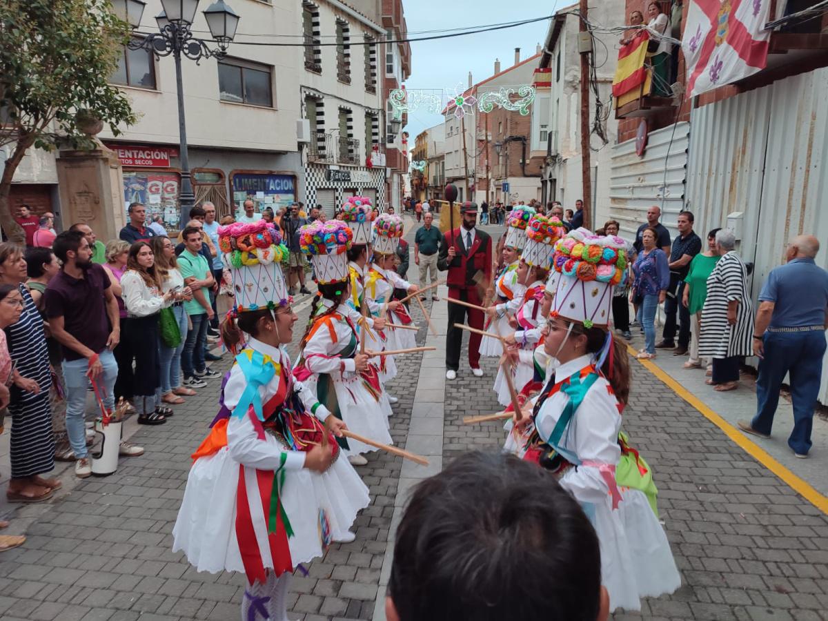 LA DANZA DE BELINCHÓN VISITA TARANCÓN LA DANZA DE BELINCHÓN VISITA TARANCÓN