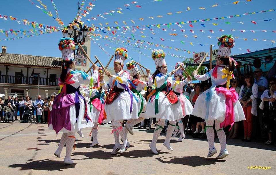 DANZA DE BELINCHÓN: HISTORIA, SENTIMIENTO Y TRADICIÓN. BIC DANZA DE BELINCHÓN: HISTORIA, SENTIMIENTO Y TRADICIÓN. BIC