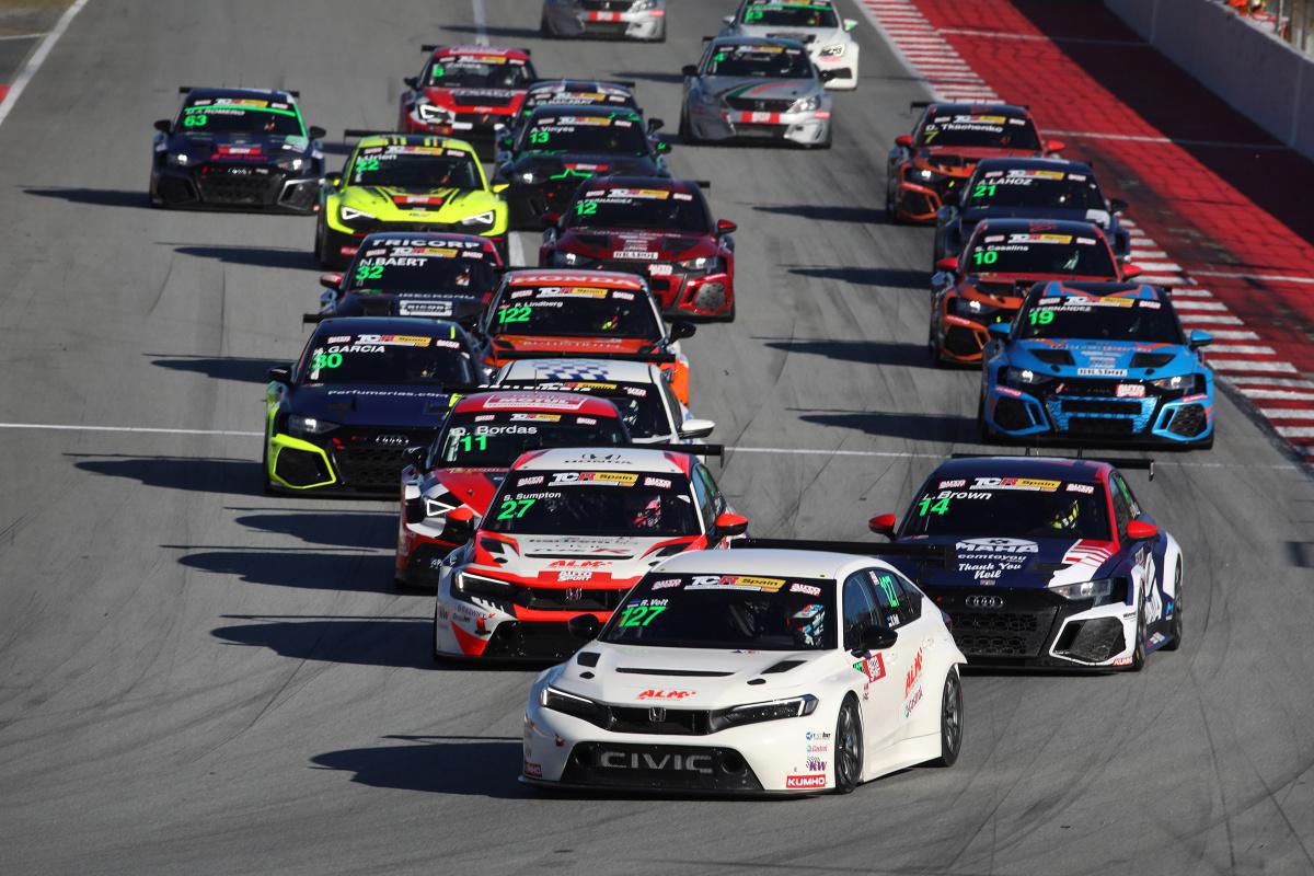 Bordás se adjudica un TCR Spain brillante e internacional Bordás se adjudica un TCR Spain brillante e internacional