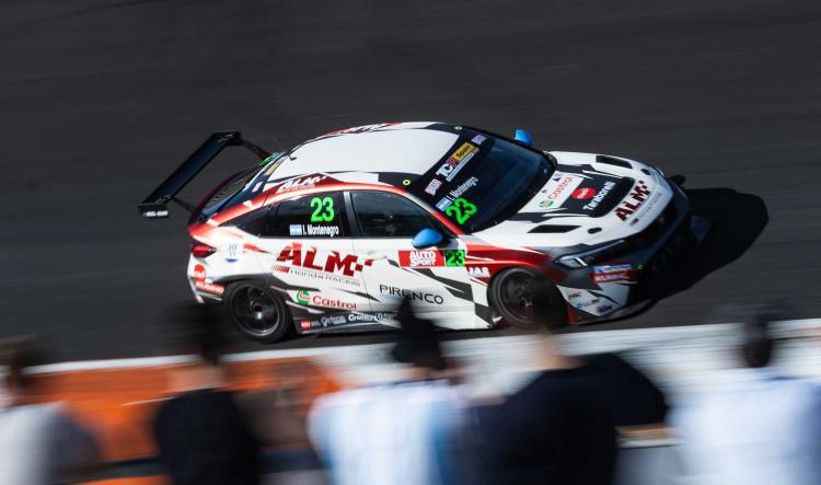 Nacho Montenegro consigue su 3ª victoria en TCR Spain