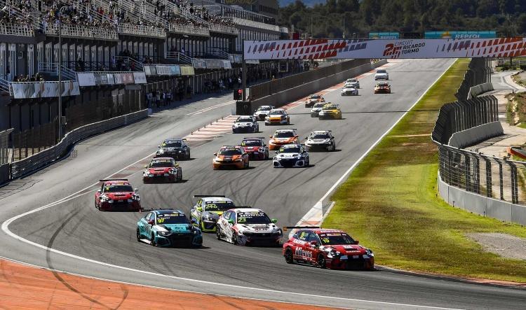 Cheste se prepara para un fin de semana a todo gas con el 3er round del TCR Spain