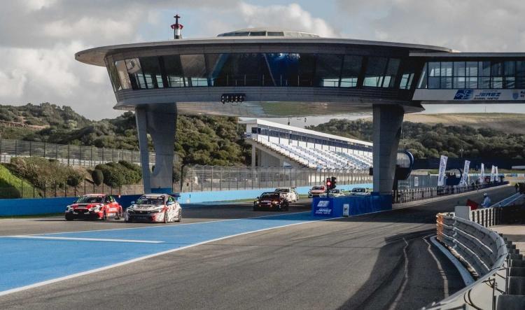 Motor, espectáculo y DAZN: el TCR Spain encara la recta final en Jerez