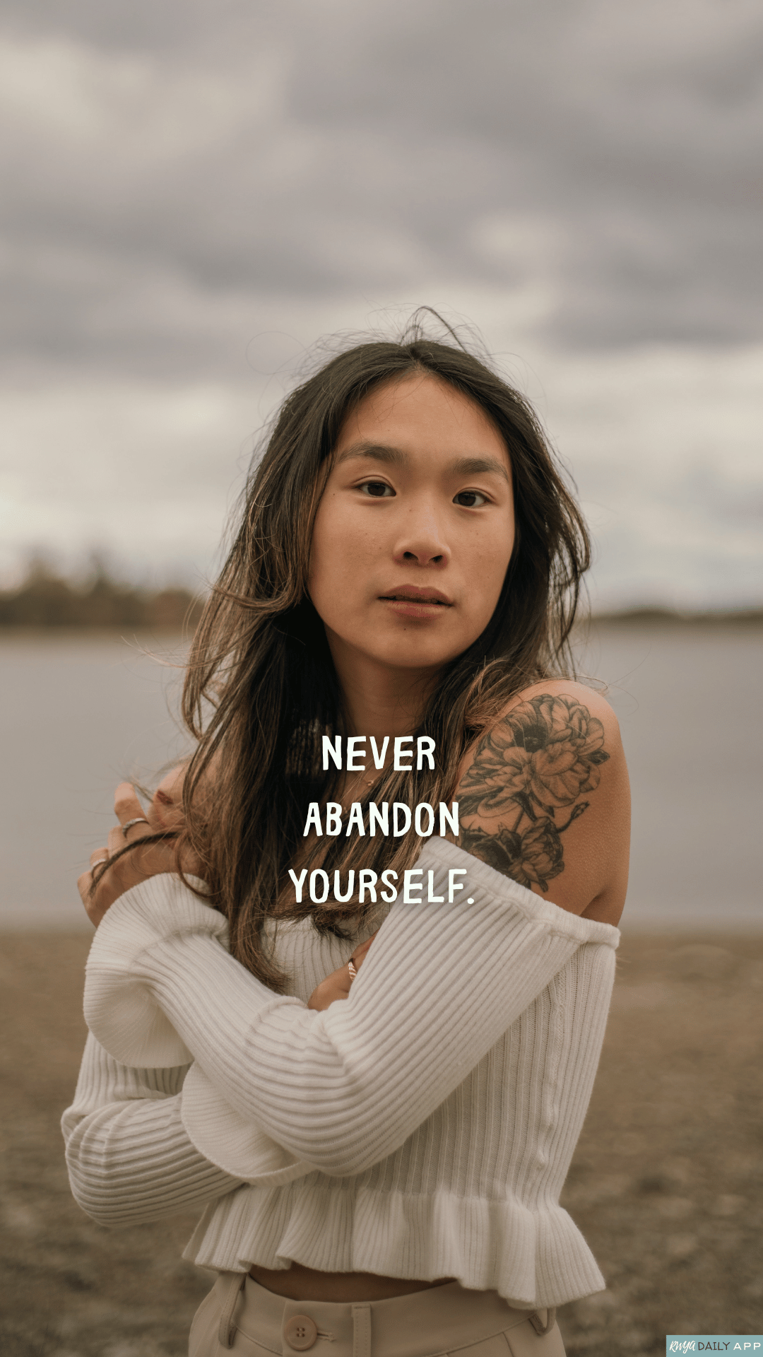 WALLPAPER Never abandon yourself. 