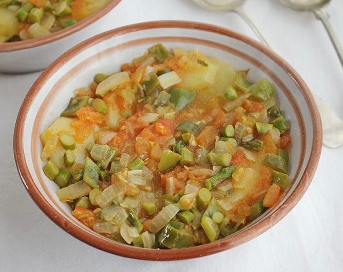 Préparez vos cuillères, Álora vous sert la soupe! Préparez vos cuillères, Álora vous sert la soupe!