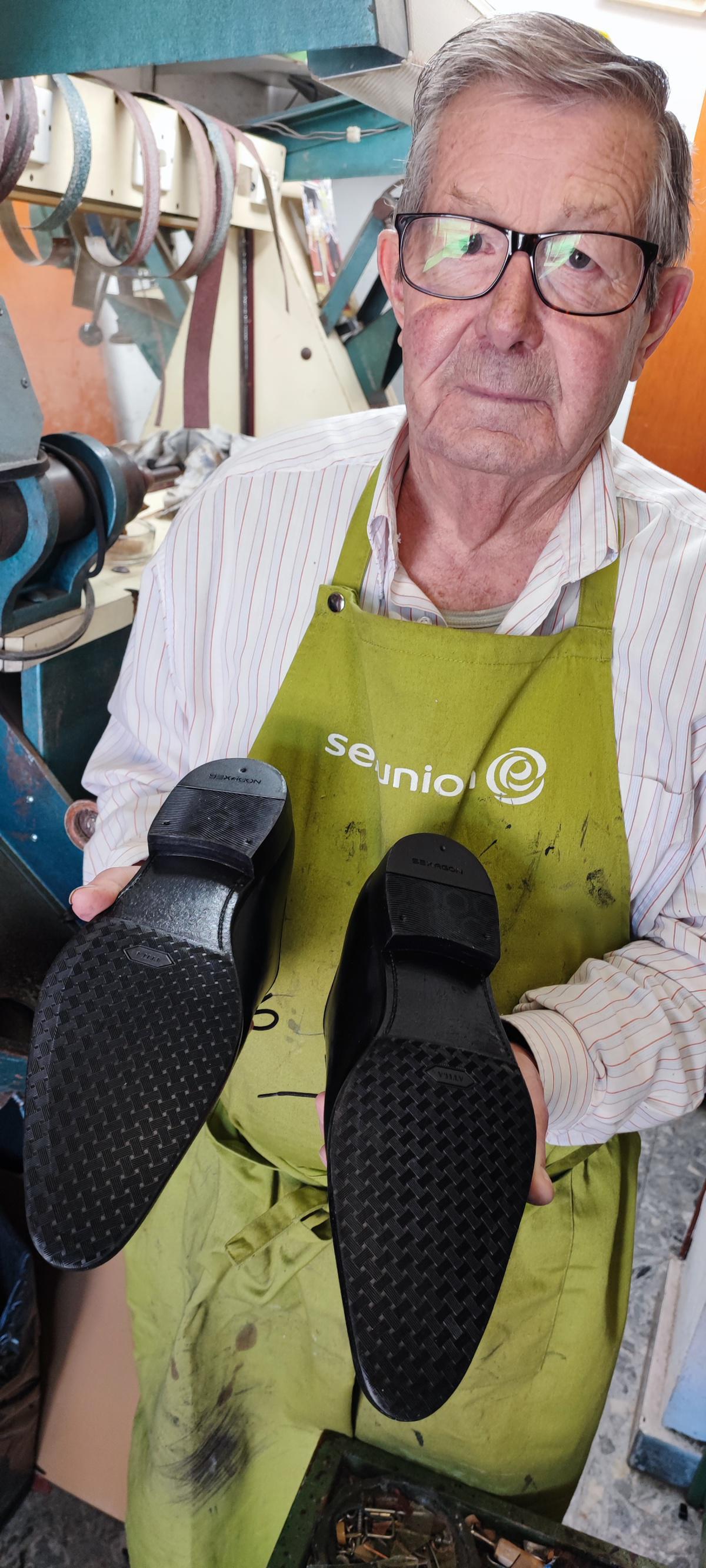 A la rencontre de Francisco, un artisan cordonnier passionné A la rencontre de Francisco, un artisan cordonnier passionné