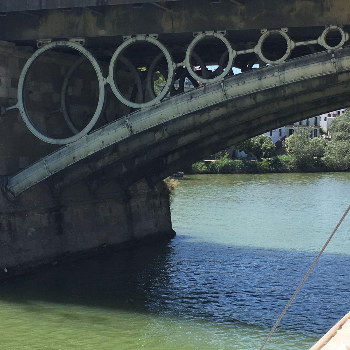 C’est l’histoire d’un pont… C’est l’histoire d’un pont…