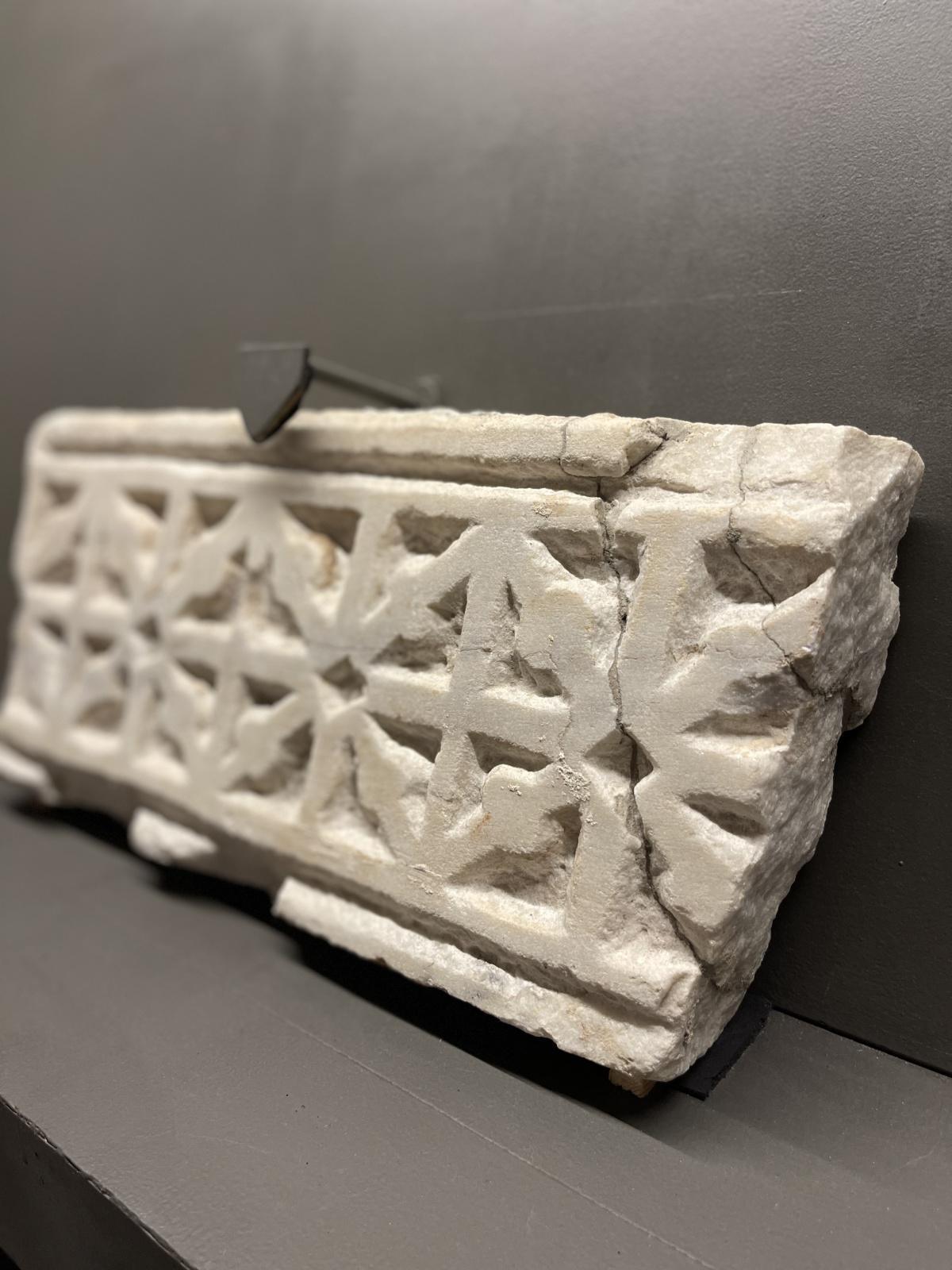 Et sous la Mosquée-Cathédrale, la Basilique Wisigothe Saint-Vincent… Et sous la Mosquée-Cathédrale, la Basilique Wisigothe Saint-Vincent…