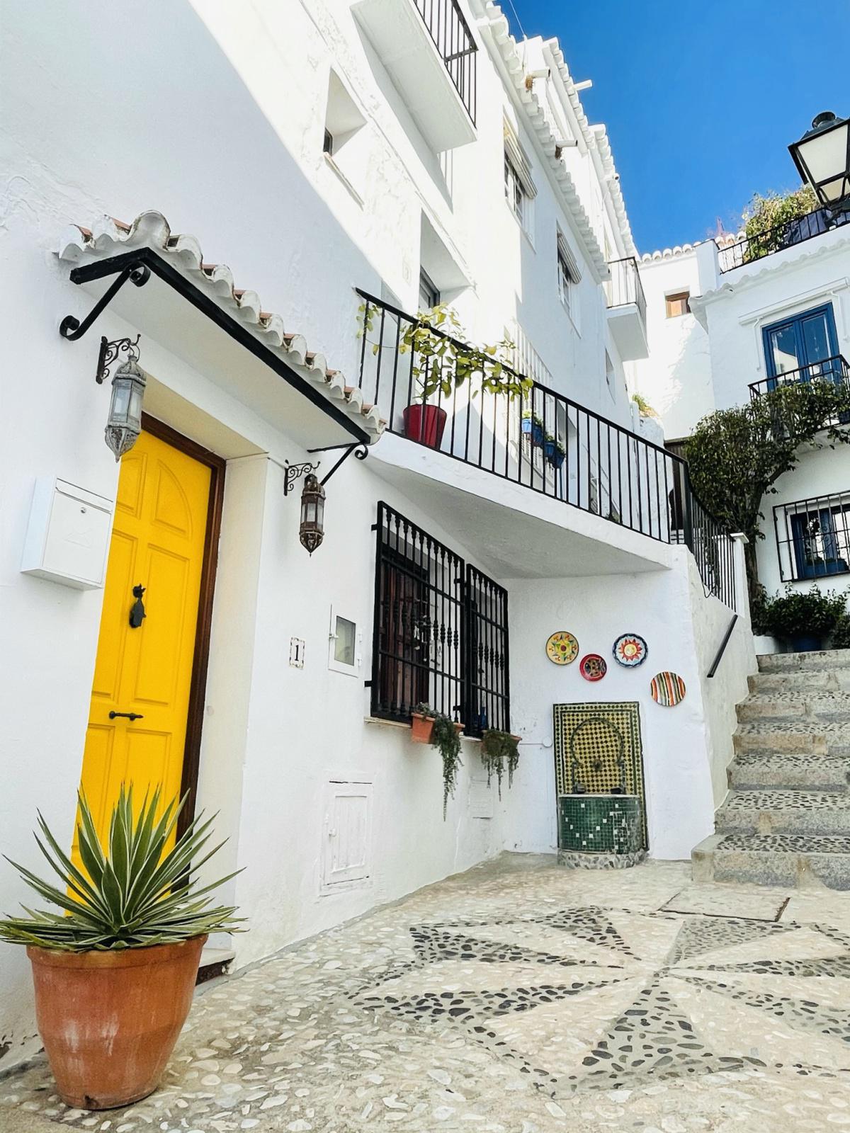 «National Geographic» célèbre les charmes du village blanc de Frigiliana «National Geographic» célèbre les charmes du village blanc de Frigiliana
