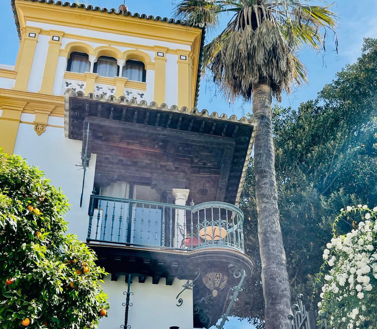 Le balcon de la Rosina du Barbier de Séville vous attend ! Le balcon de la Rosina du Barbier de Séville vous attend !