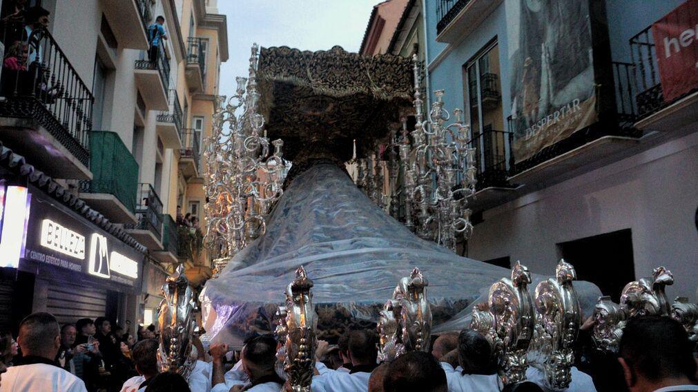 Pourquoi semble-t-il toujours pleuvoir lors de la Semaine Sainte ? Pourquoi semble-t-il toujours pleuvoir lors de la Semaine Sainte ?