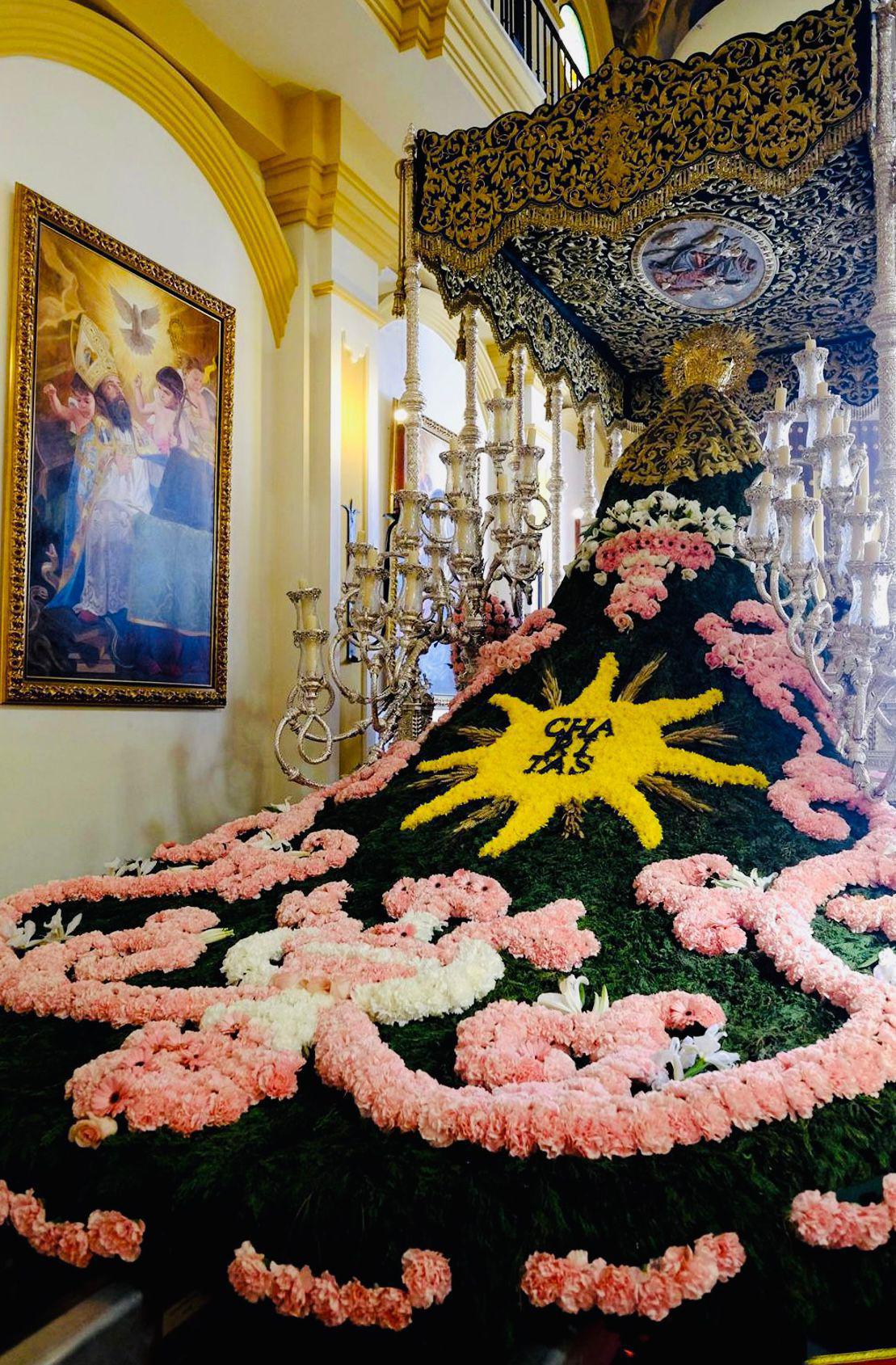 Connaissez-vous la Vierge au manteau de fleurs naturelles?  Connaissez-vous la Vierge au manteau de fleurs naturelles?