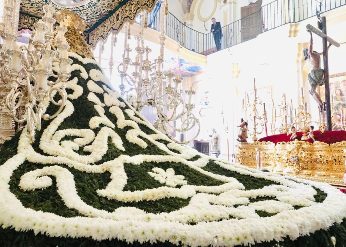 Connaissez-vous la Vierge au manteau de fleurs naturelles?  Connaissez-vous la Vierge au manteau de fleurs naturelles?