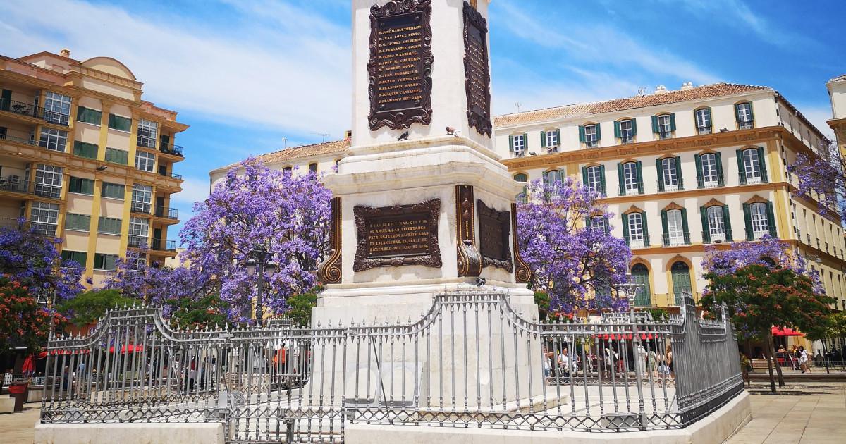 Sous le charme des jacarandas en fleur en Andalousie Sous le charme des jacarandas en fleur en Andalousie