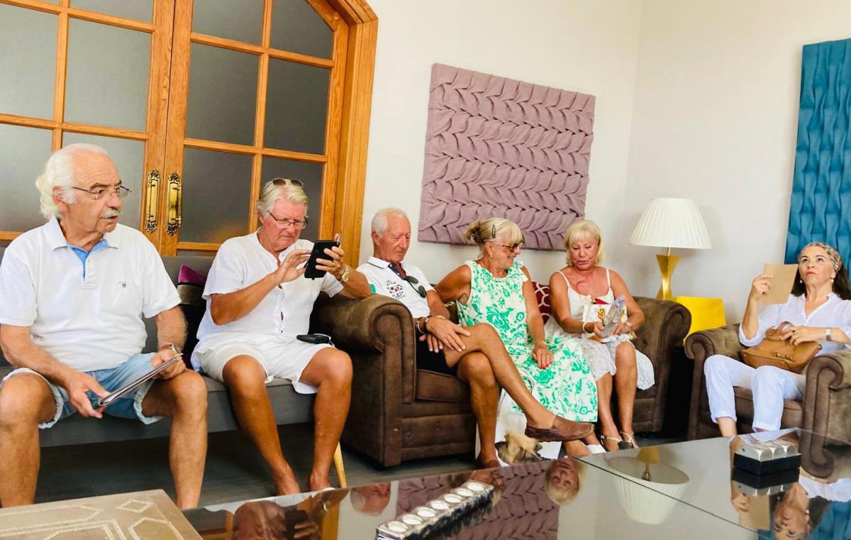 UNE SYMPHONIE LITTÉRAIRE RAFRAÎCHISSANTE POUR LA SESSION DU 22 AOÛT D’ESPRIT LIVRE  UNE SYMPHONIE LITTÉRAIRE RAFRAÎCHISSANTE POUR LA SESSION DU 22 AOÛT D’ESPRIT LIVRE