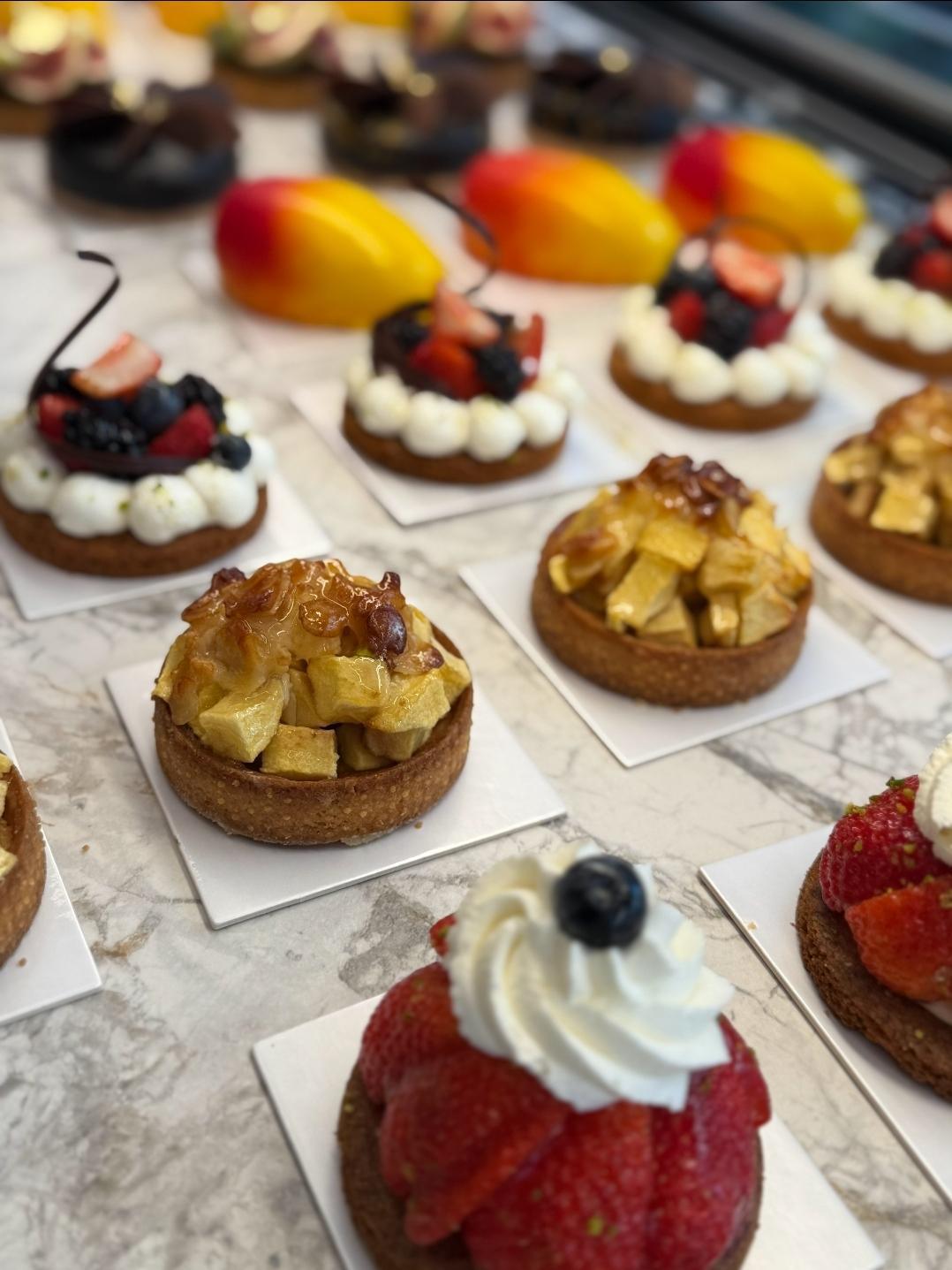 Un monde où le sucre n’a pas sa place à Puerto Banus mais où le sucré est roi!
