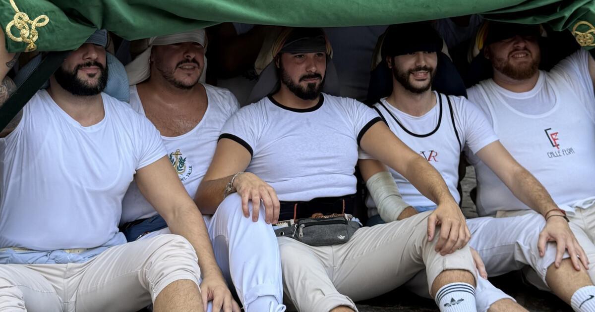 Quand la Semaine Sainte joue à cache-cache, Séville versus Málaga! Quand la Semaine Sainte joue à cache-cache, Séville versus Málaga!