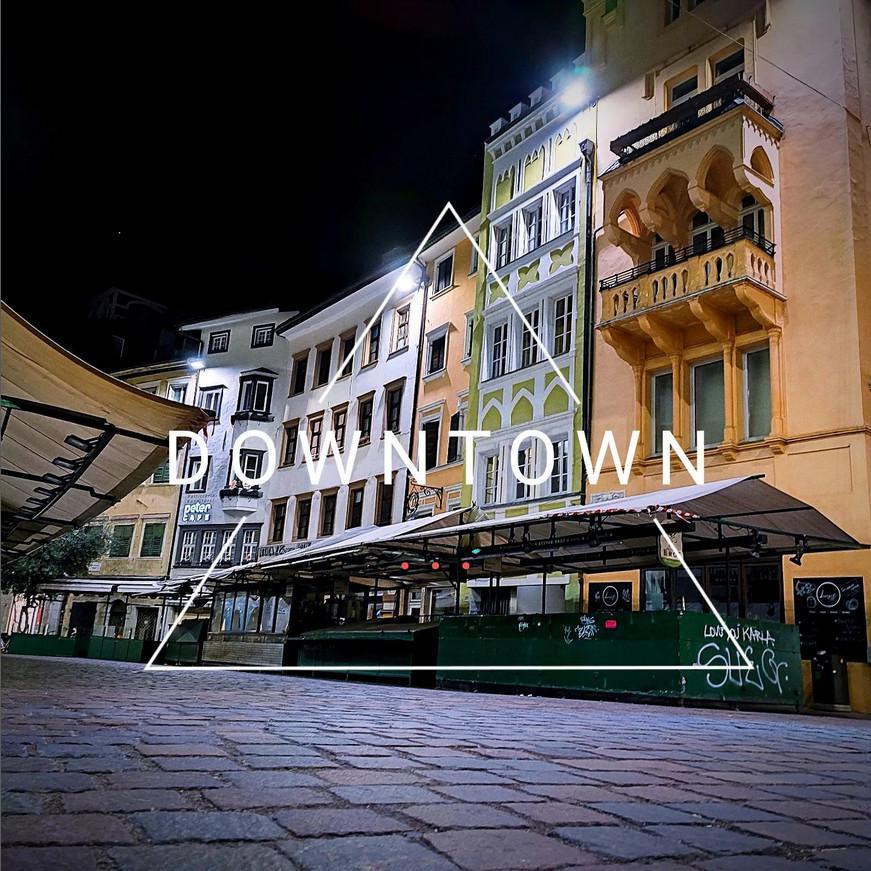 Downtown Cocktail Bar