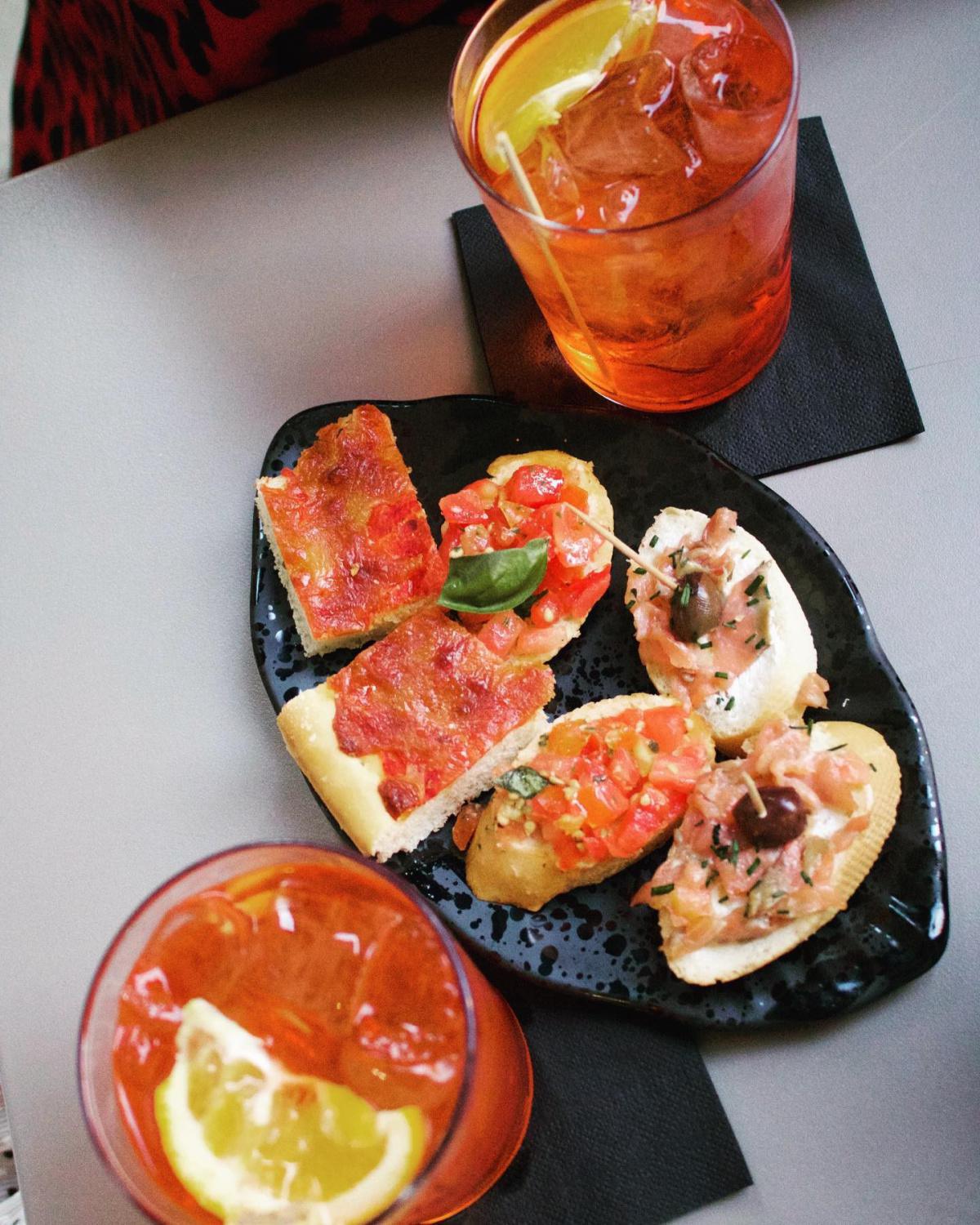 La Grotta | wine & cocktail bar