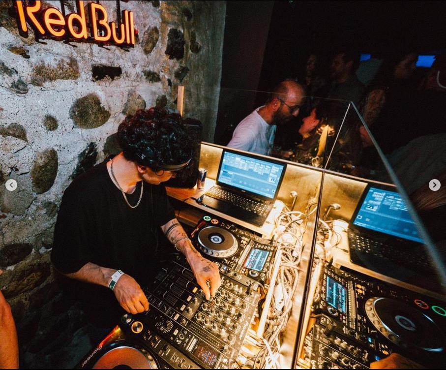 Puka Naka Club Puka Naka Club