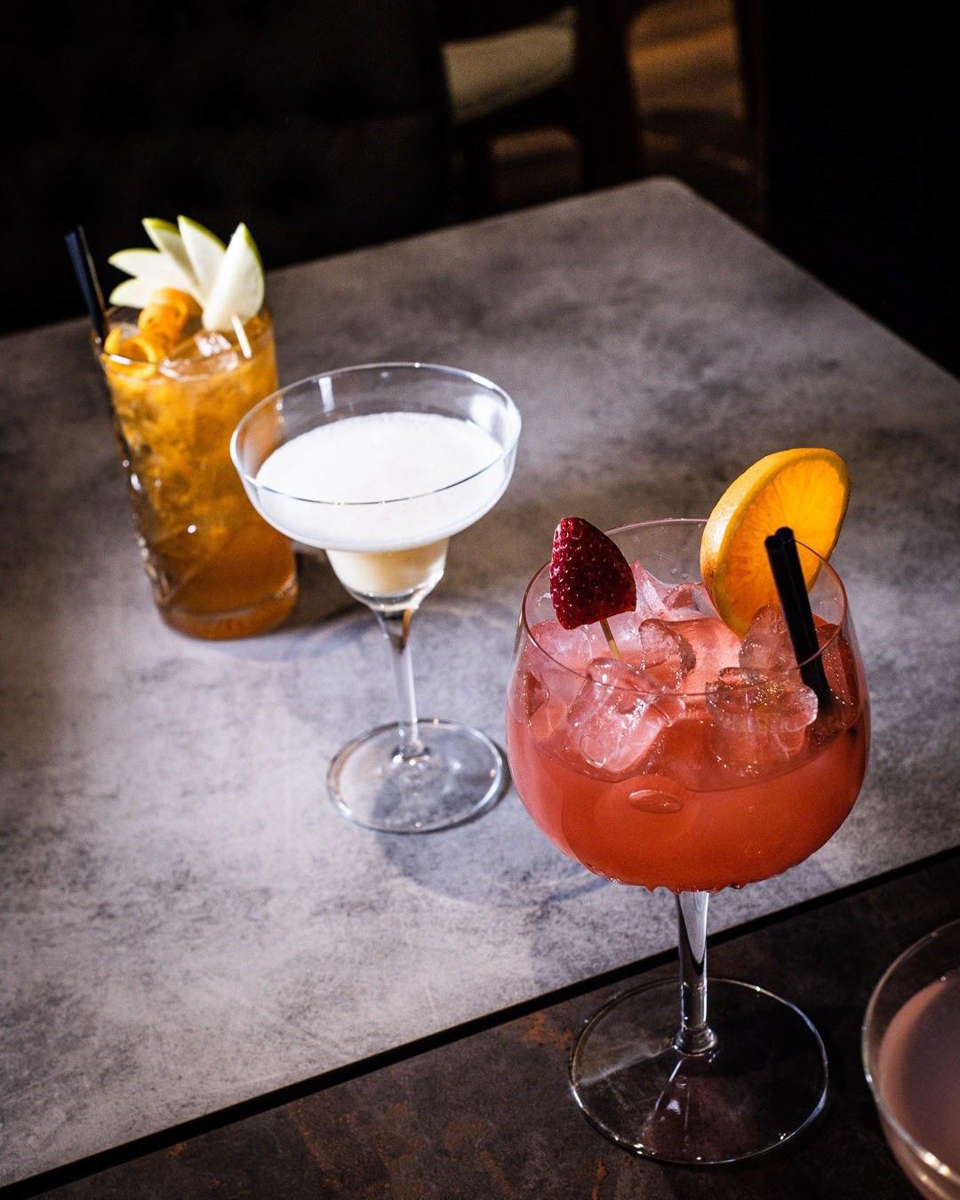 Royal Lounge Bar & more