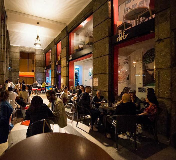 Tiffany lunch & cocktail bar