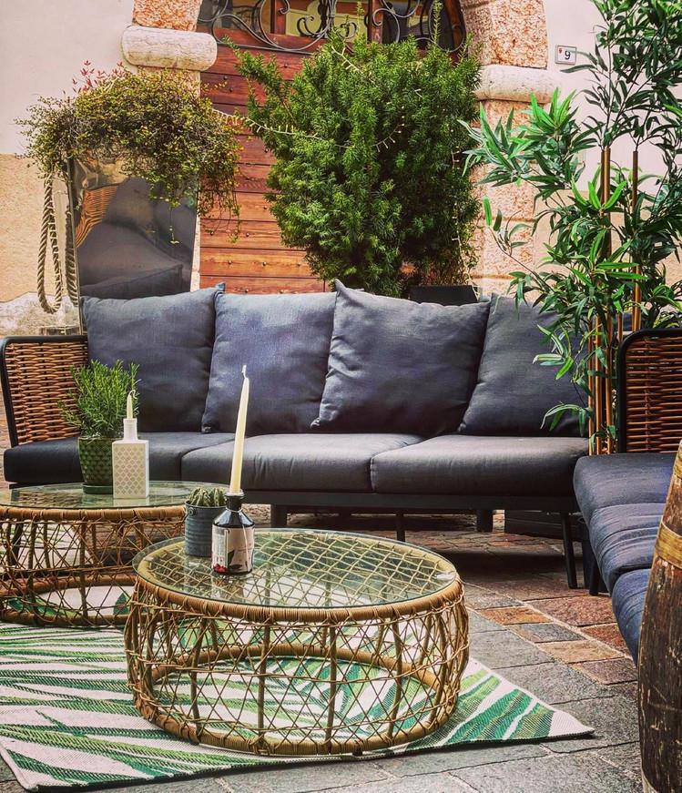Green Café | Cocktail Bar & Lounge