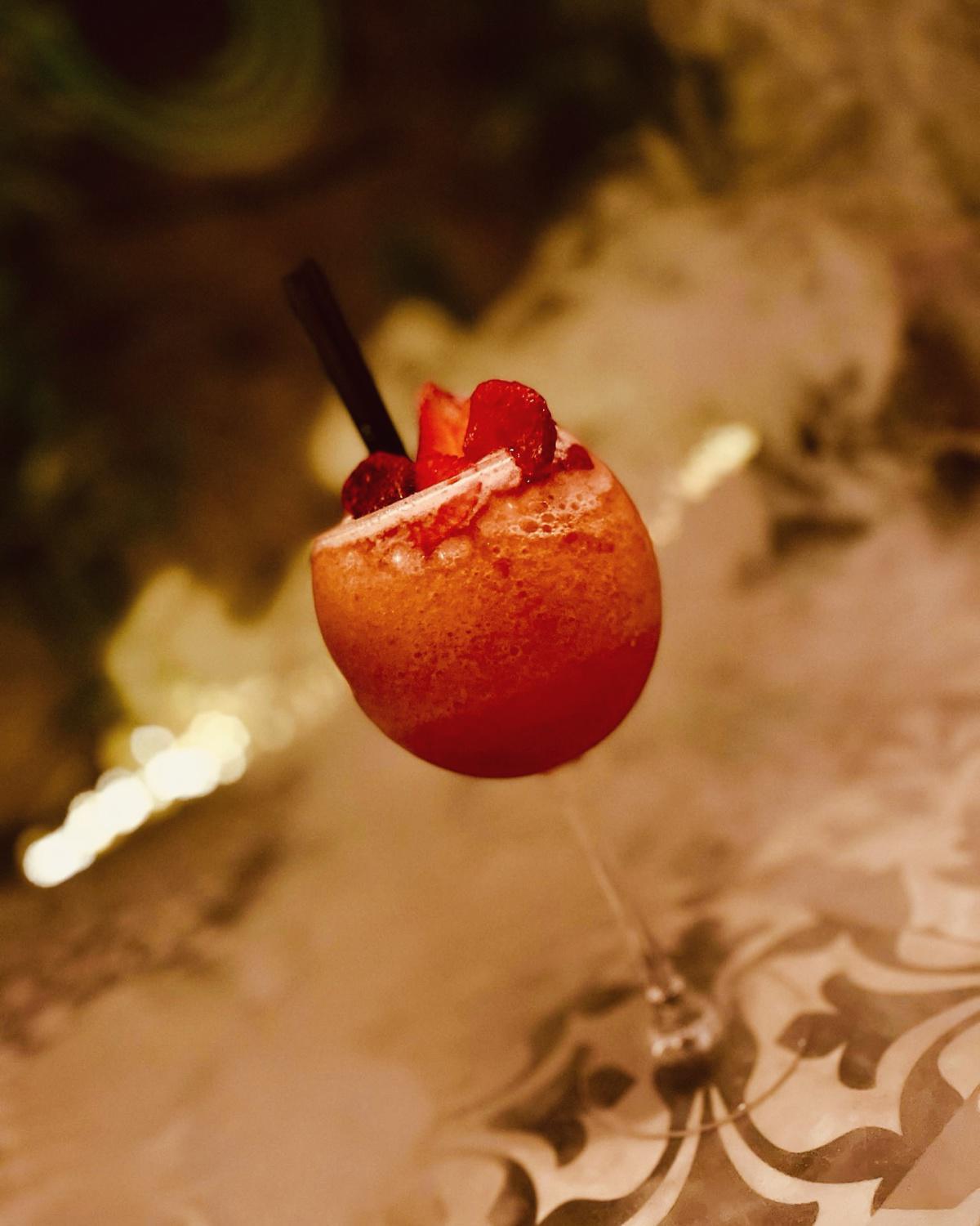 Green Café | Cocktail Bar & Lounge