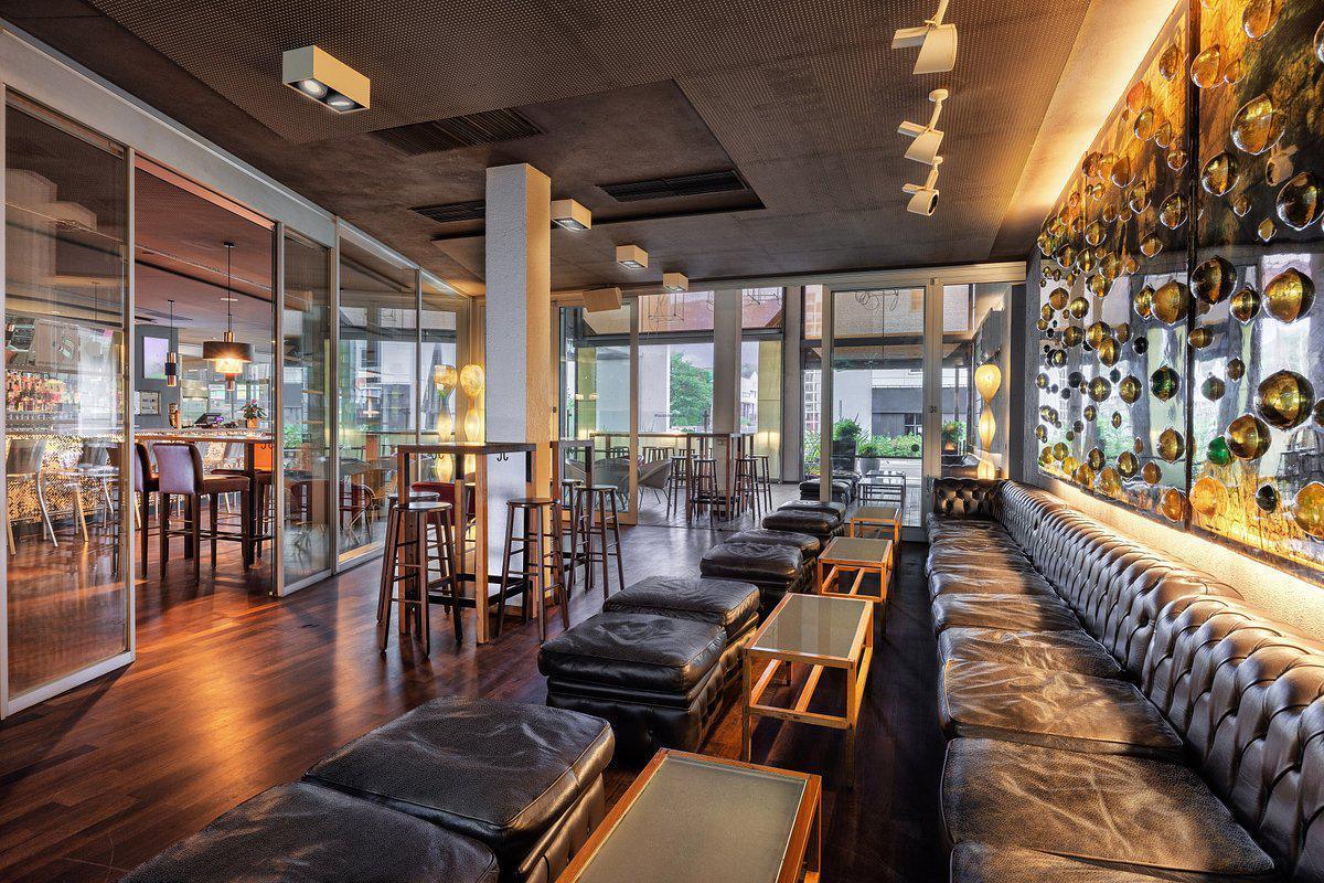B-Bar | Four Points by Sheraton B-Bar | Four Points by Sheraton