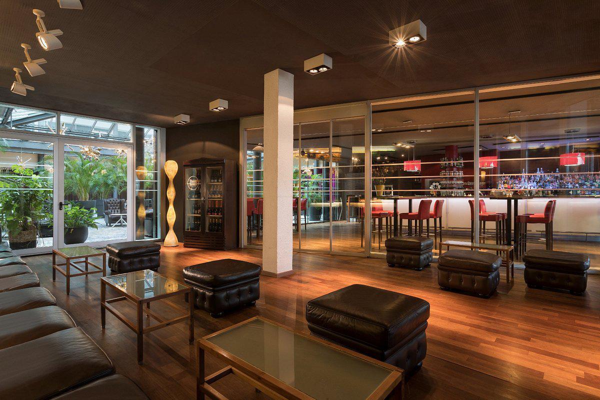 B-Bar | Four Points by Sheraton 