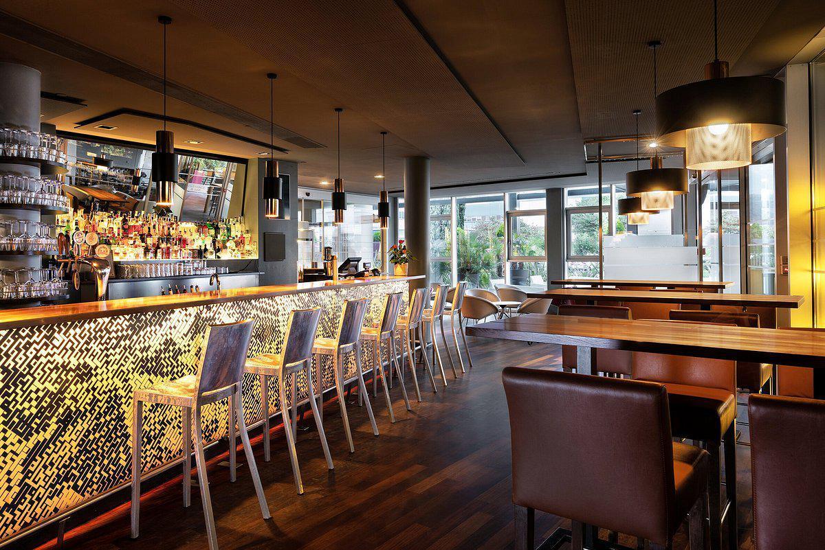 B-Bar | Four Points by Sheraton 