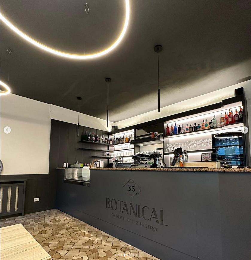 Botanical 36 - GARDEN | BAR & BISTRO
