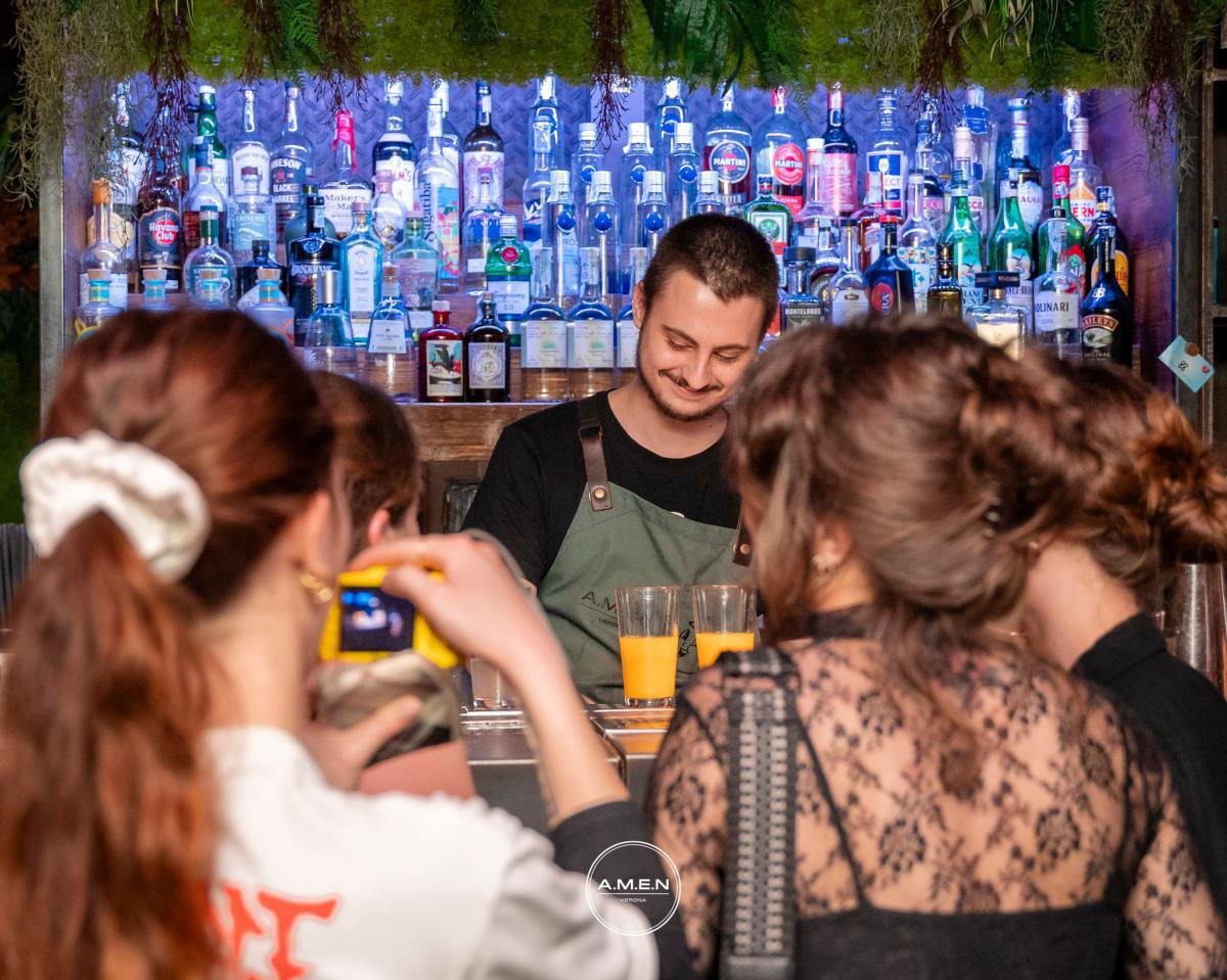 A.M.E.N Panoramic Bar & Food 