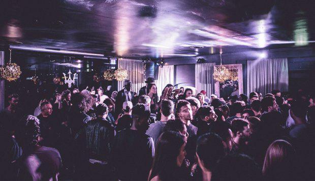 11 Clubroom 11 Clubroom