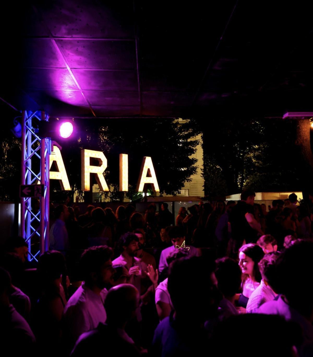 Aria Club