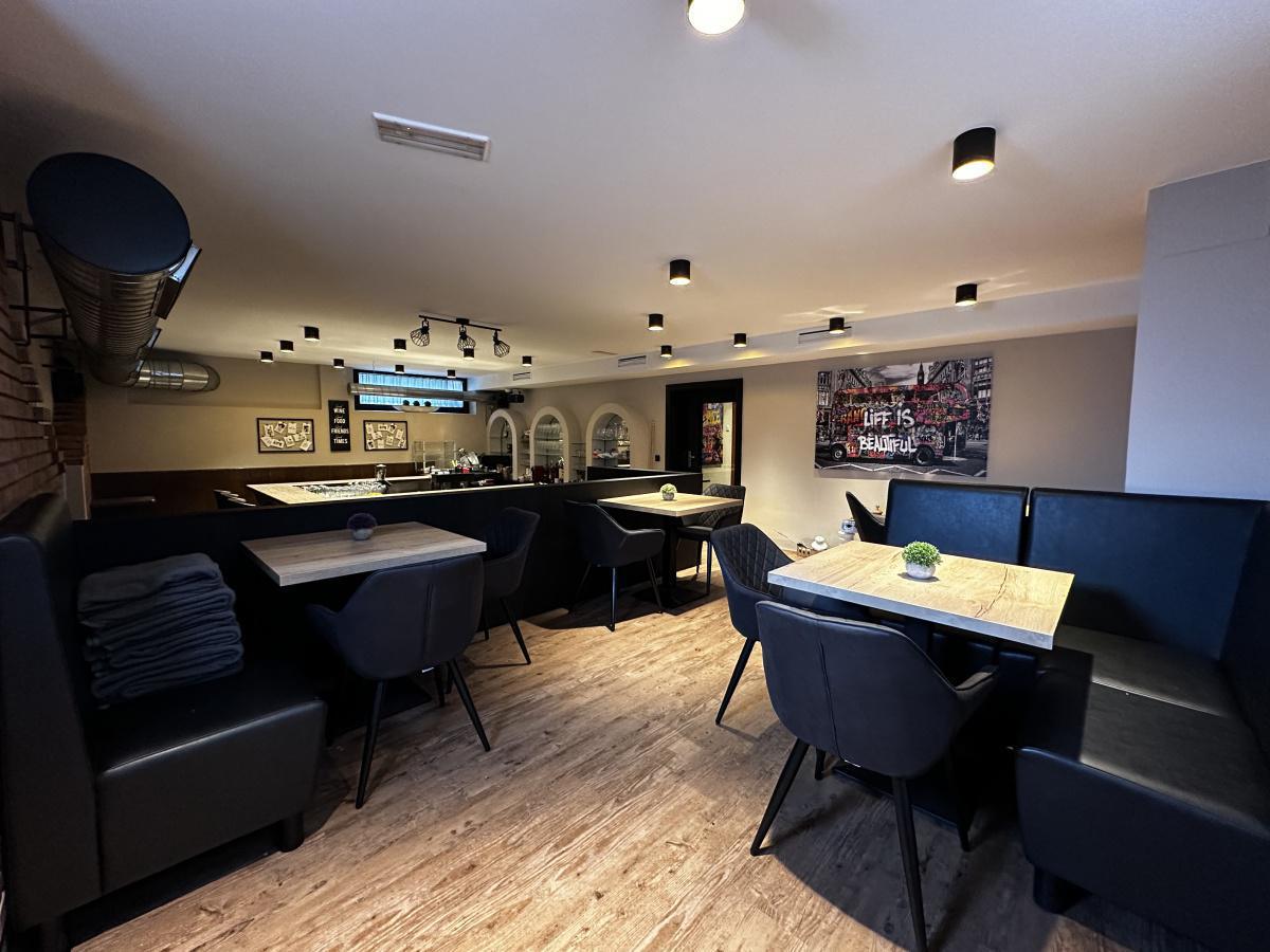 Diesel Pub & Lounge Diesel Pub & Lounge