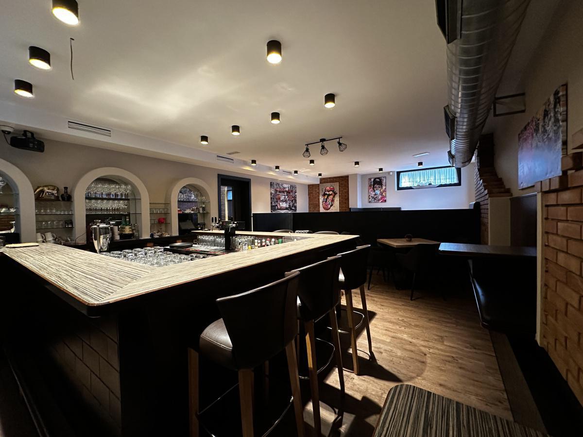 Diesel Pub & Lounge Diesel Pub & Lounge