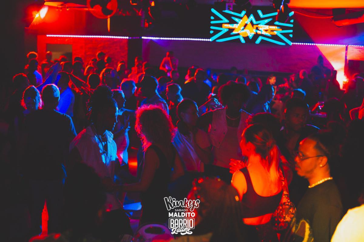 Kinkys Movida Latina