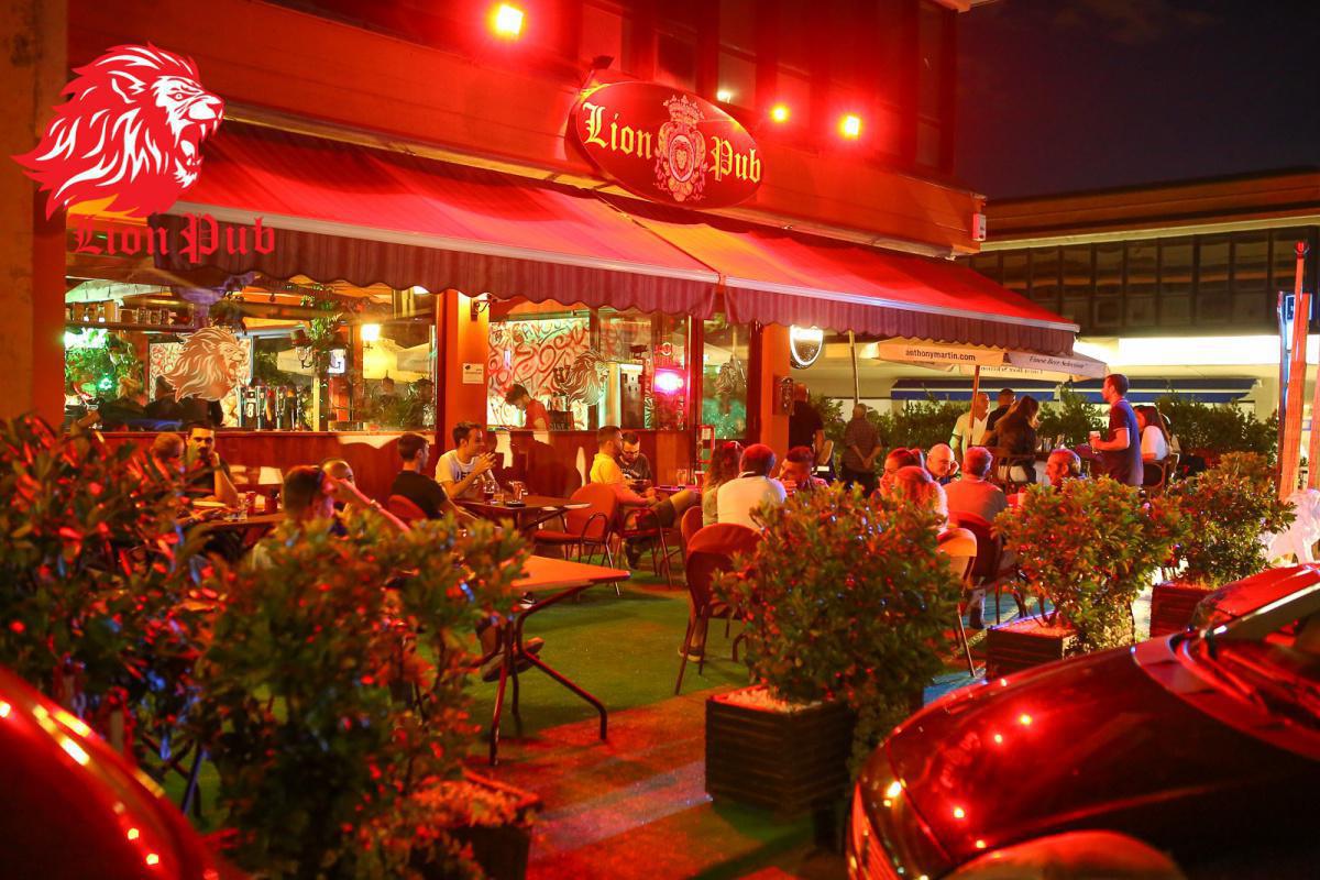 Lion Pub
