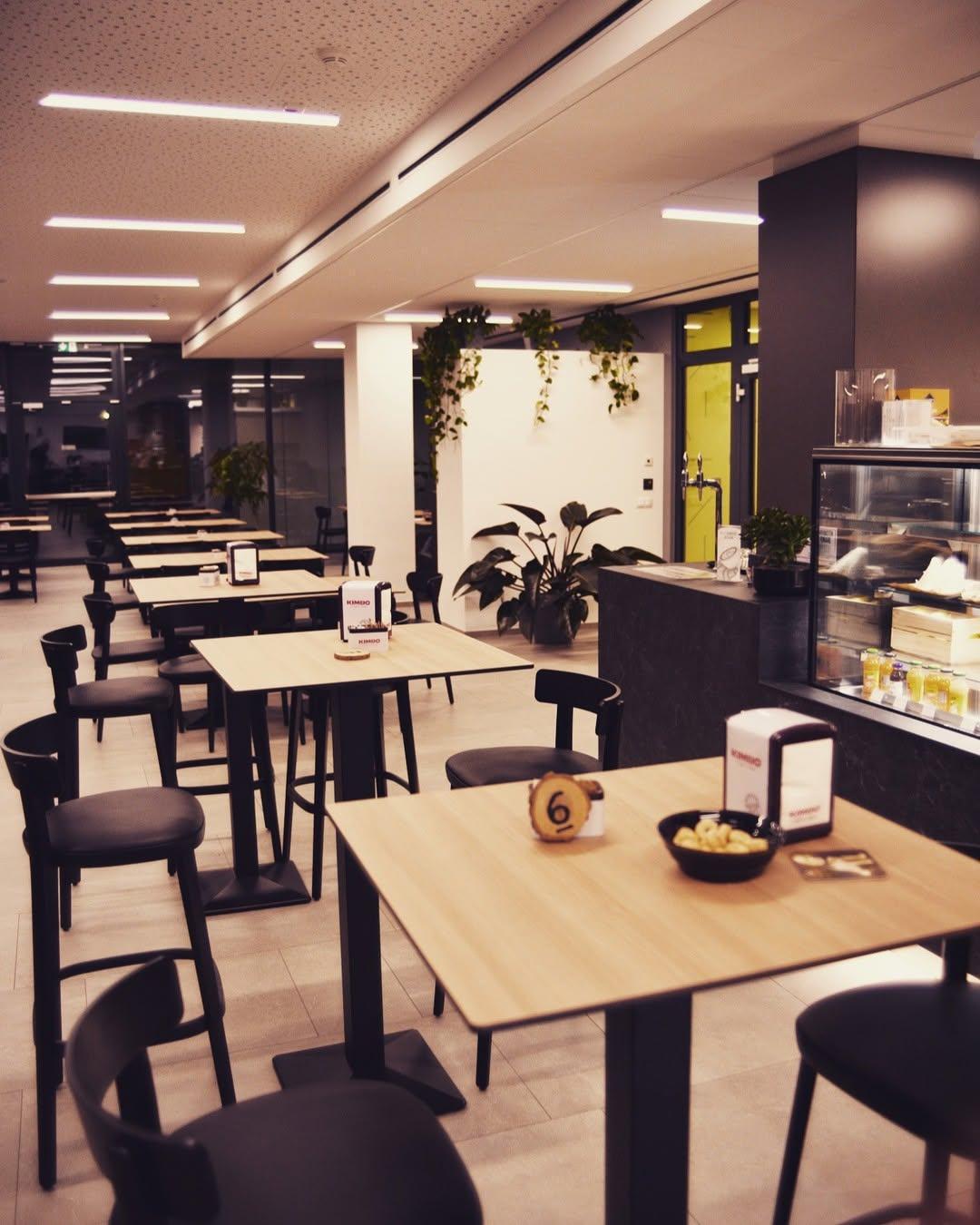 Bistro Ferrari Tower