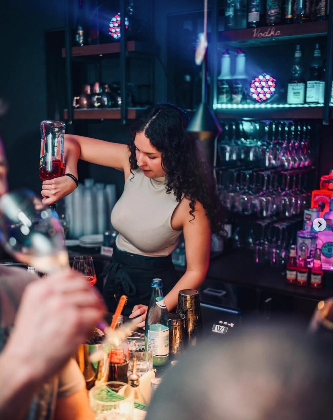 905 Wine Bar