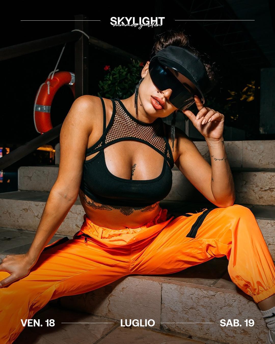 Skylight Disco | 🦍 SAUVAGE - Reggaeton & Latin Pop 🦍
