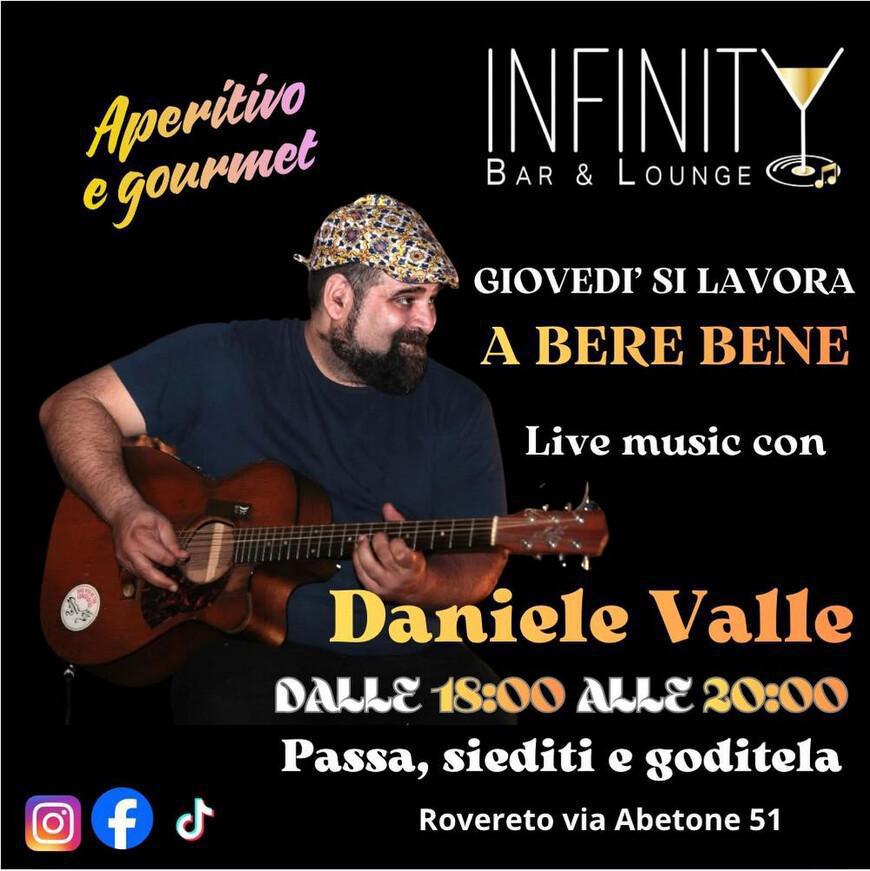 Infinity Bar & Lounge | Live music Daniele Valle