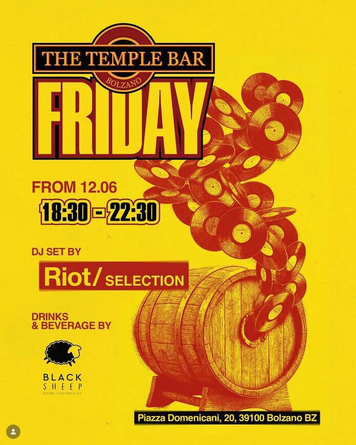The Temple Bar | Every Fu**ing Friday 🎶🍻🍸