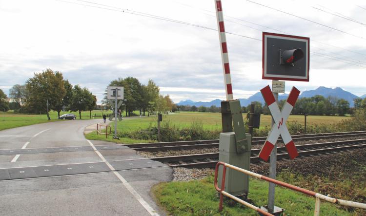 Für die einen zu teuer, für die anderen zu billig. Das 49 Euro Ticket spaltet die Gemüter!