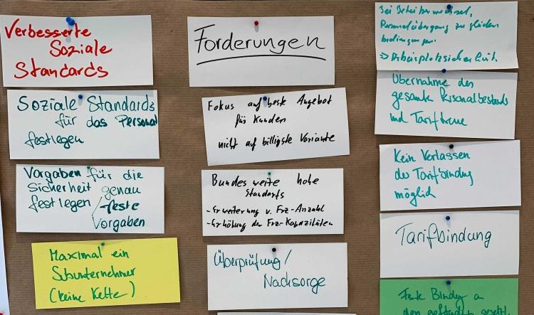 Plätze sichern bei Vergabeseminaren